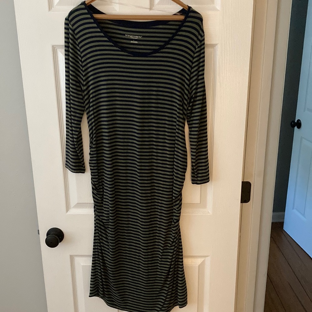Maternity shin length dress